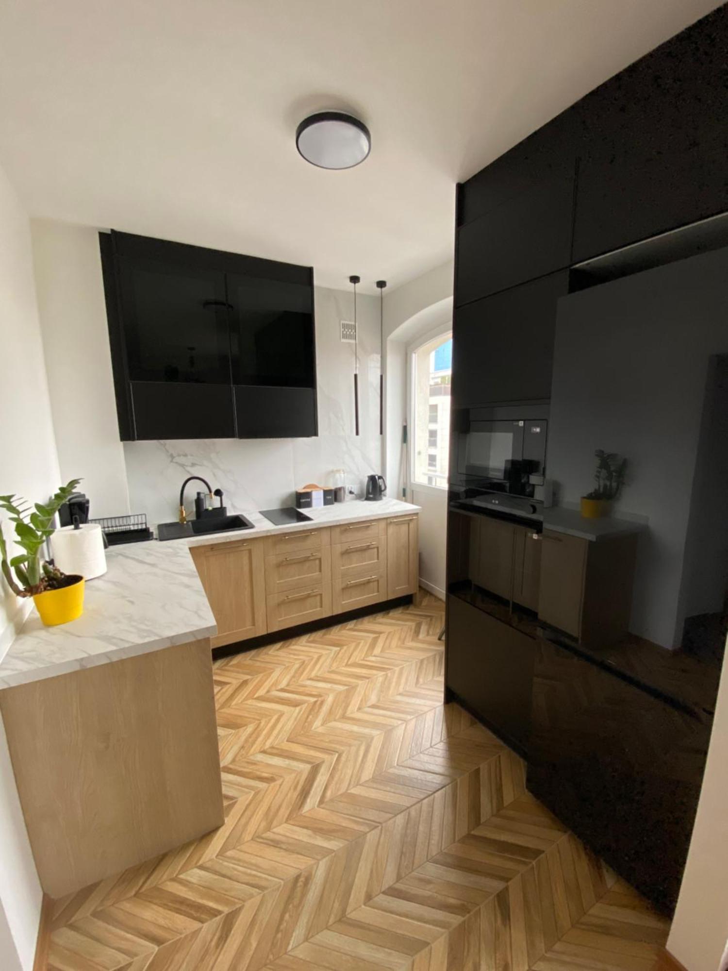 Ohmyhome - Plac Pieciu Rogow - Centrum Варшава Екстериор снимка