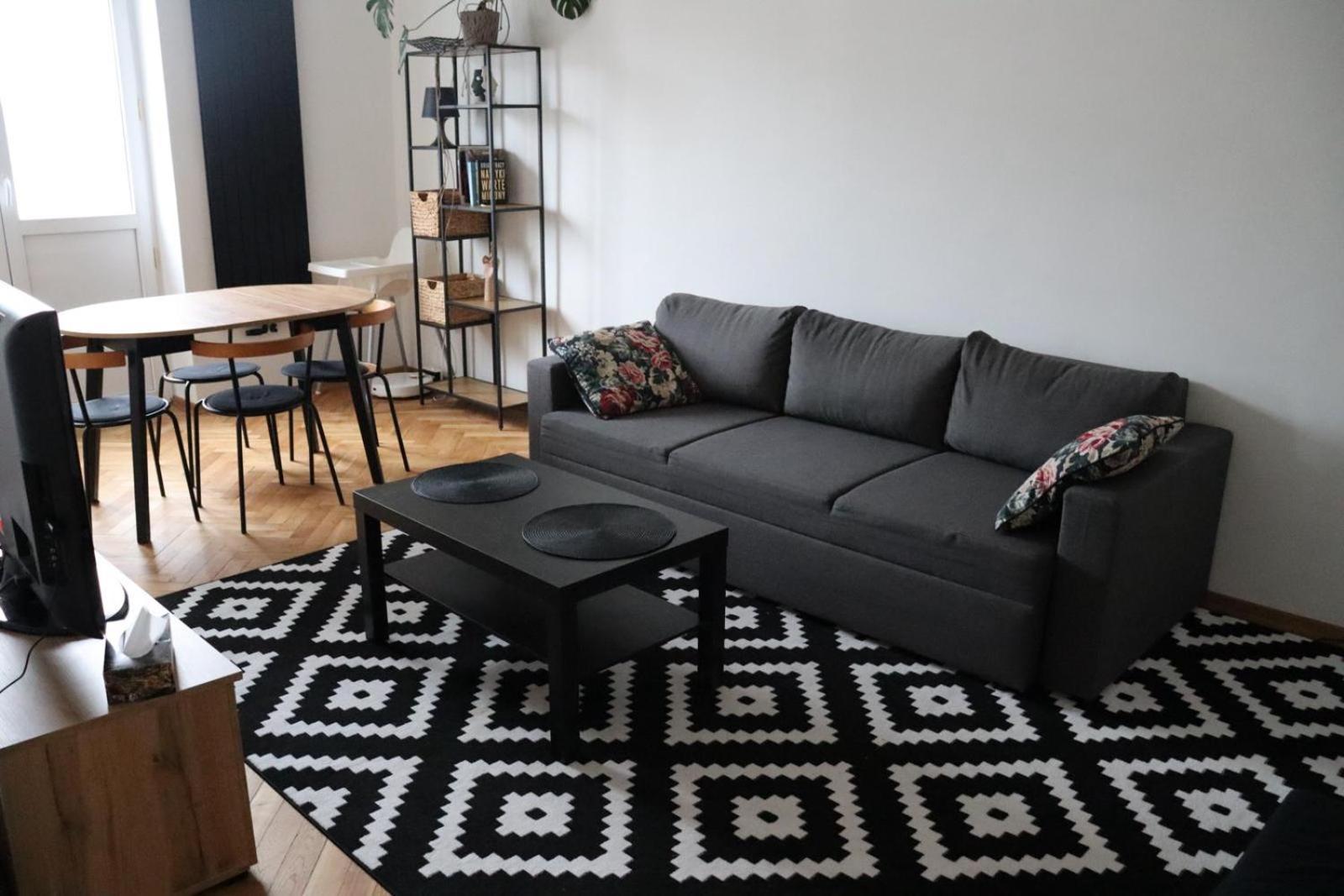 Ohmyhome - Plac Pieciu Rogow - Centrum Варшава Екстериор снимка