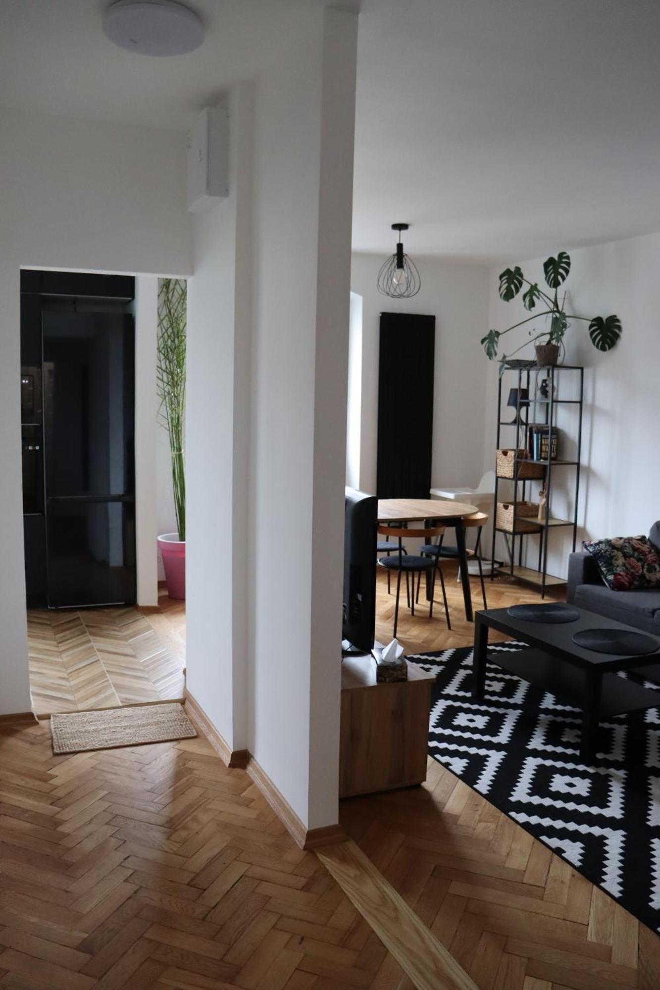 Ohmyhome - Plac Pieciu Rogow - Centrum Варшава Екстериор снимка